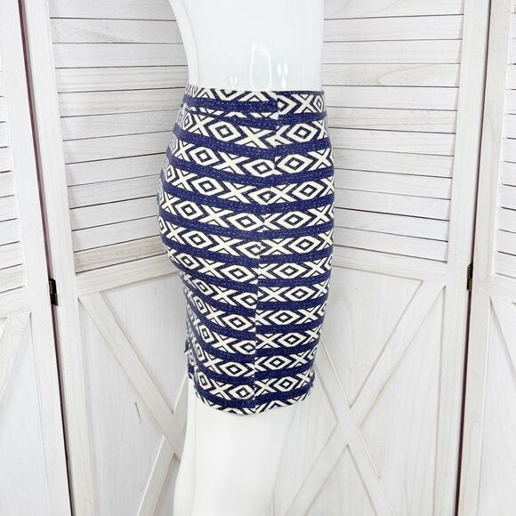 Billabong Tribal Geometric Print Stretchy Knit Mini Skirt Blue White Small - Picture 3 of 11